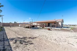 1253 Coral Ave, Thermal, CA 92274 - Photo 10