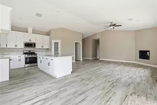 18660 Juniper St, Hesperia, CA 92345 - Photo 8