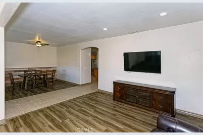 8855 Smith Road, Phelan, CA 92371 - Photo 20