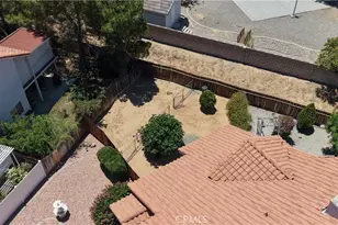20404 Half Moon Ct, Apple Valley, CA 92308 - Photo 32