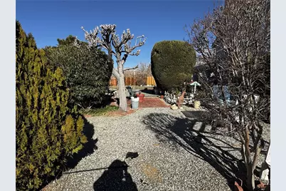 20404 Half Moon Court, Apple Valley, CA 92308 - Photo 14