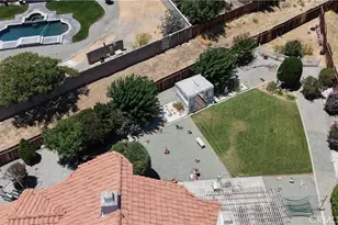 20404 Half Moon Ct, Apple Valley, CA 92308 - Photo 28