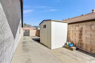 27989 Pacific, Highland, CA 92346 - Photo 28
