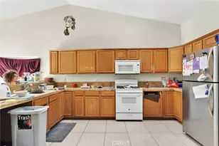 16255 Seneca Rd, Victorville, CA 92395 - Photo 8