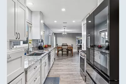 13045 Greensboro Road, Victorville, CA 92395 - Photo 16