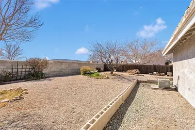 18043 Sunburst Road, Victorville, CA 92395 - Photo 40