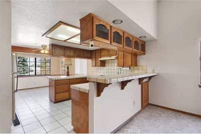 18043 Sunburst Road, Victorville, CA 92395 - Photo 8