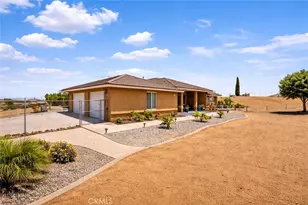 6797 Blue Rose, Oak Hills, CA 92344 - Photo 6