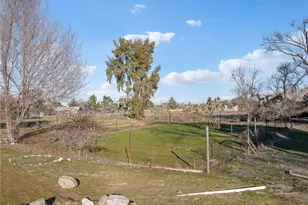 10011 Alta Mesa, Phelan, CA 92371 - Photo 26