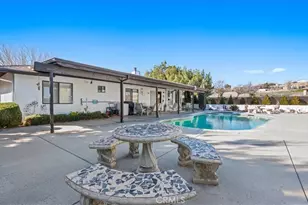 16885 Lambert Ln, Victorville, CA 92395 - Photo 24