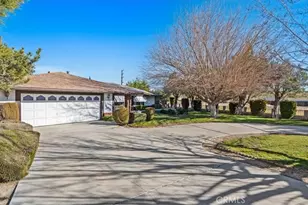 16885 Lambert Ln, Victorville, CA 92395 - Photo 1