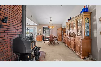 16885 Lambert Lane, Victorville, CA 92395 - Photo 8