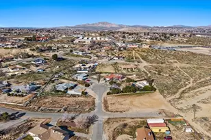 16885 Lambert Ln, Victorville, CA 92395 - Photo 38