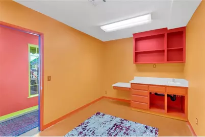 313 E Buena Vista Street, Barstow, CA 92311 - Photo 14