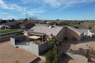 18539 Yuba St, Hesperia, CA 92345 - Photo 14