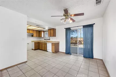 10837 E Avenue R10, Littlerock, CA 93543 - Photo 12