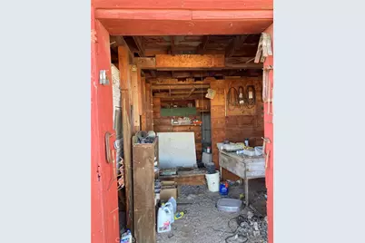 49700 Center Drive, Newberry Springs, CA 92365 - Photo 16