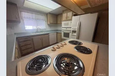 13393 Mariposa #114, Victorville, CA 92395 - Photo 4