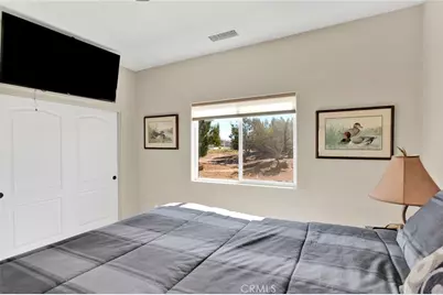 8140 Heartland, Oak Hills, CA 92344 - Photo 28