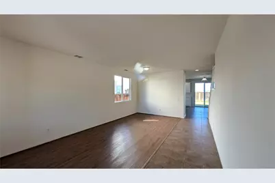 13645 Mayflower, Victorville, CA 92392 - Photo 6