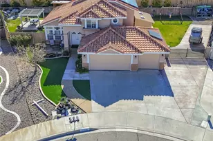 12206 San Ysidro St, Victorville, CA 92392 - Photo 2