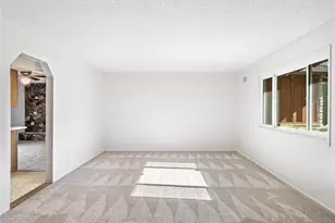 14483 Camrose Ct, Victorville, CA 92395 - Photo 8