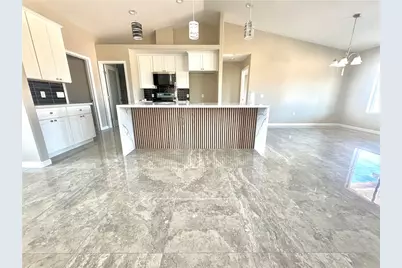 19375 Corwin Road, Apple Valley, CA 92307 - Photo 2