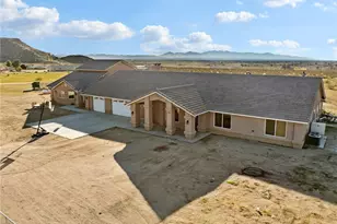 13850 Night Shade Rd, Apple Valley, CA 92307 - Photo 4