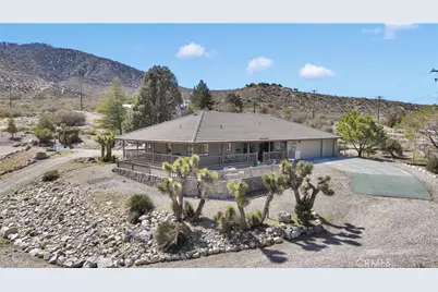 8130 Desert View Road, Pinon Hills, CA 92372 - Photo 44