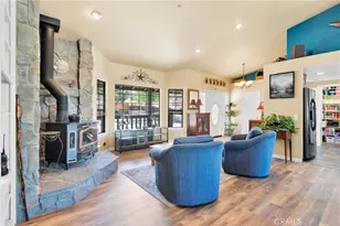 8130 Desert View Rd, Pinon Hills, CA 92372 - Photo 14