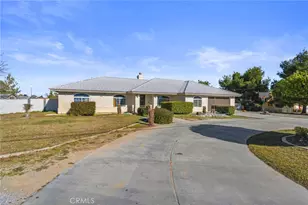 15120 Live Oak St, Hesperia, CA 92345 - Photo 1