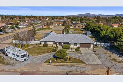 15120 Live Oak St, Hesperia, CA 92345 - Photo 42