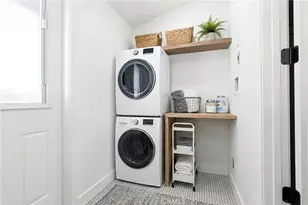 1038 E J St, Ontario, CA 91764 - Photo 16