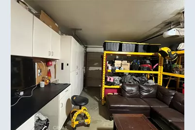 16481 Iwa, Apple Valley, CA 92307 - Photo 32