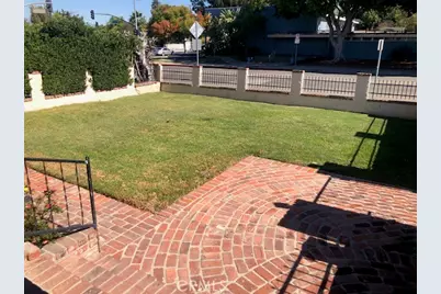 1009 S Rimpau, Los Angeles, CA 90019 - Photo 2