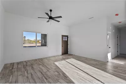 15995 Venango Road, Apple Valley, CA 92307 - Photo 8