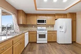 18502 Danbury Ave, Hesperia, CA 92345 - Photo 16