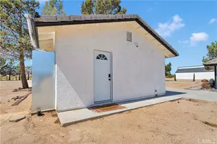 37077 Coyote Lake, Newberry Springs, CA 92365 - Photo 48