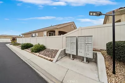 19484 Biltmore Road, Apple Valley, CA 92308 - Photo 32