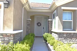 19484 Biltmore Rd, Apple Valley, CA 92308 - Photo 2