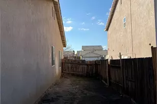 14651 Indian Wells, Victorville, CA 92394 - Photo 30