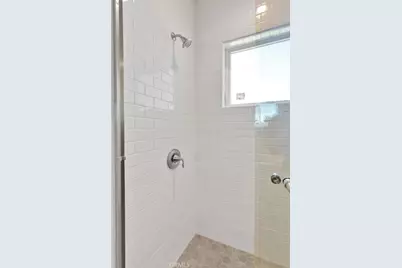 12763 Cypress Avenue, Victorville, CA 92395 - Photo 20