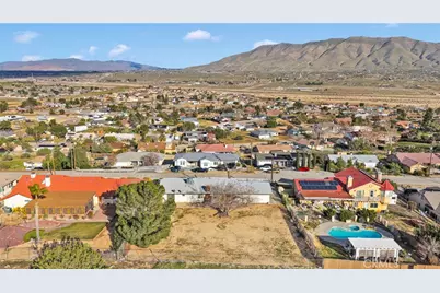 7946 Gaylop Avenue, Hesperia, CA 92345 - Photo 24