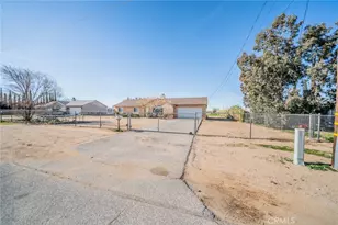 10968 Santa Fe, Hesperia, CA 92345 - Photo 34