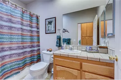 8605 Cantel Court, Oak Hills, CA 92344 - Photo 42