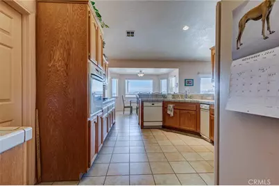 8605 Cantel Court, Oak Hills, CA 92344 - Photo 26