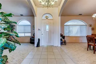 8605 Cantel Ct, Oak Hills, CA 92344 - Photo 14