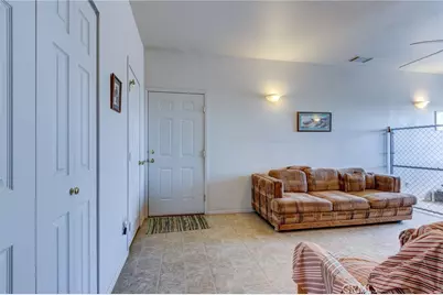 8605 Cantel Court, Oak Hills, CA 92344 - Photo 44