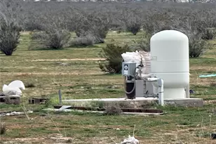 13033 Joshua, Apple Valley, CA 92308 - Photo 2