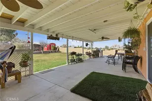 7868 Arrowhead Lake Rd, Hesperia, CA 92345 - Photo 38